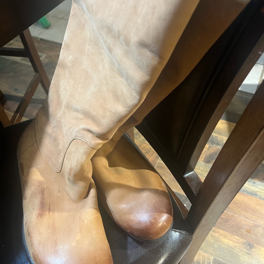 UGG Women's Brown Winter Boots